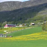 Birkelund *