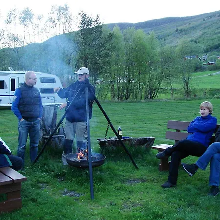 Birkelund *